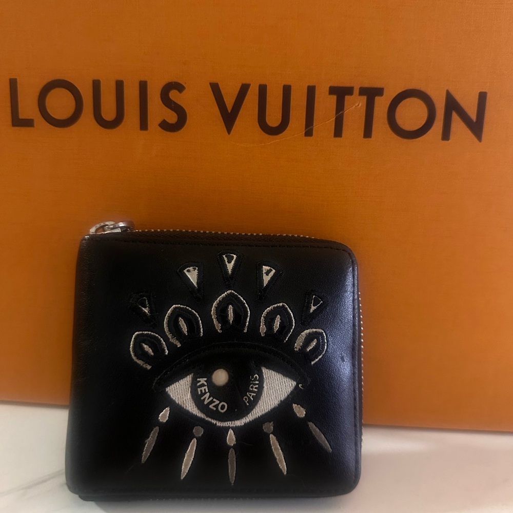 Kenzo Black and Silver Eye Motif Wallet